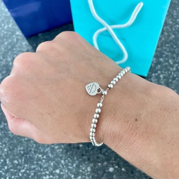 Tiffany Heart Tag Bead Bracelet in Silver 7.5 in - Picture 5 of 6
